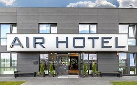 Air Hotel